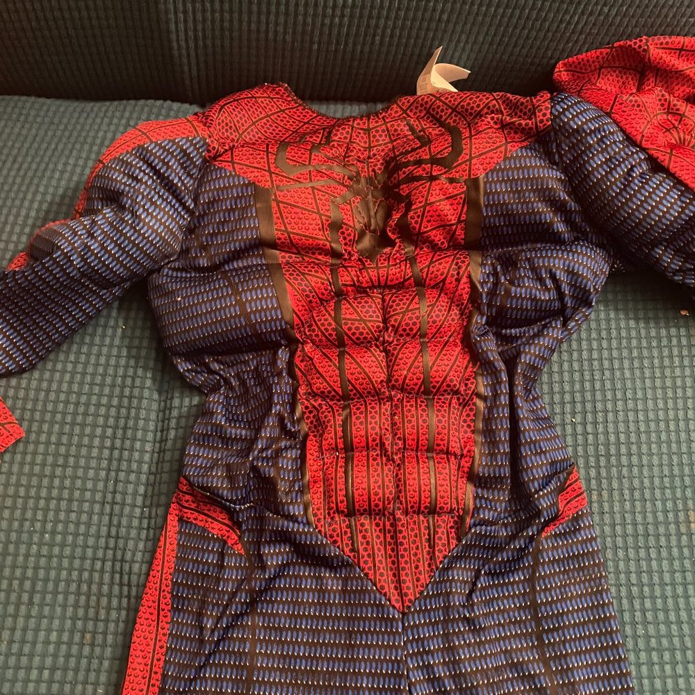 KID'S SPIDERMAN HALLOWEEN COSTUME SIZE 4-6